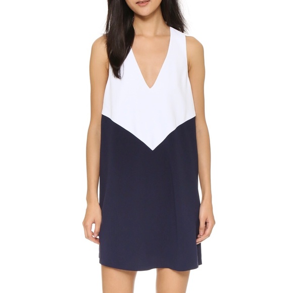 Alice + Olivia Dresses & Skirts - Alice + Olivia~ white and blue oversized dress